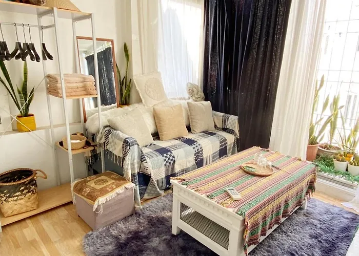 Luna Old Quarter Homestay Room #5